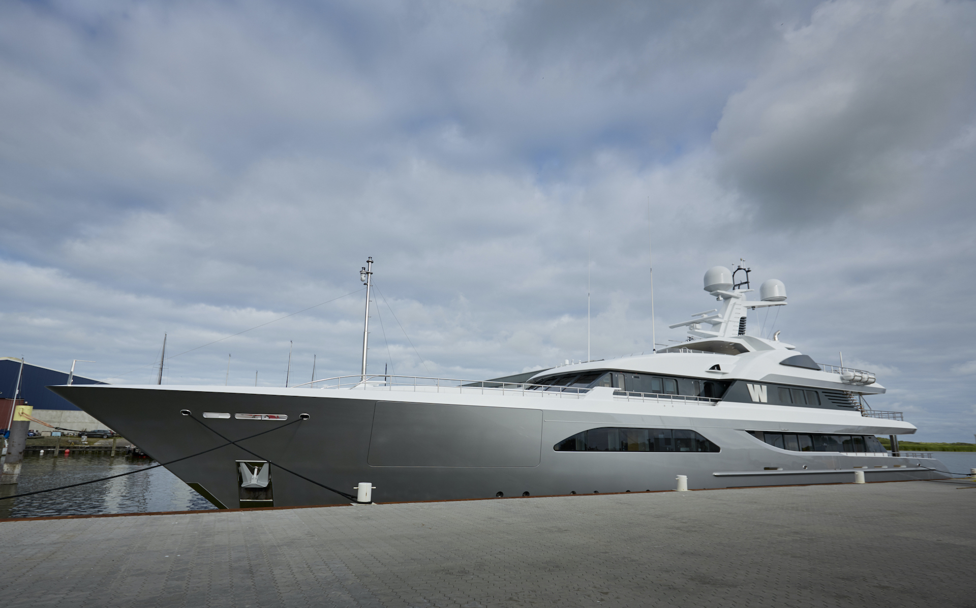 yacht-w-feadship-charterworld-luxury-superyacht-charters